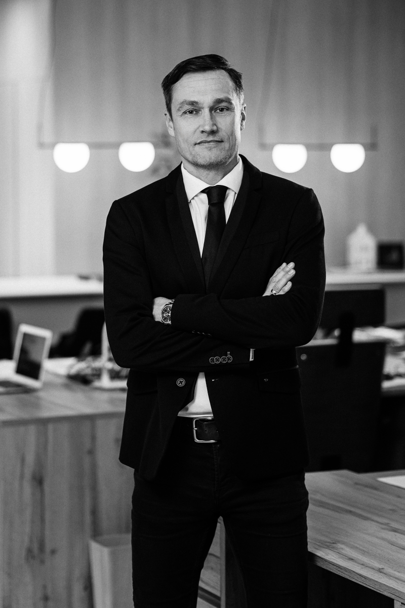 Miroslav Filipko / Maklér