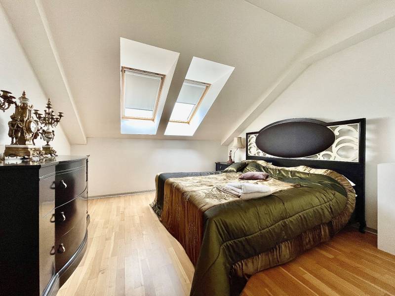Rent Three bedroom apartment, Three bedroom apartment, Hlboká cesta, B