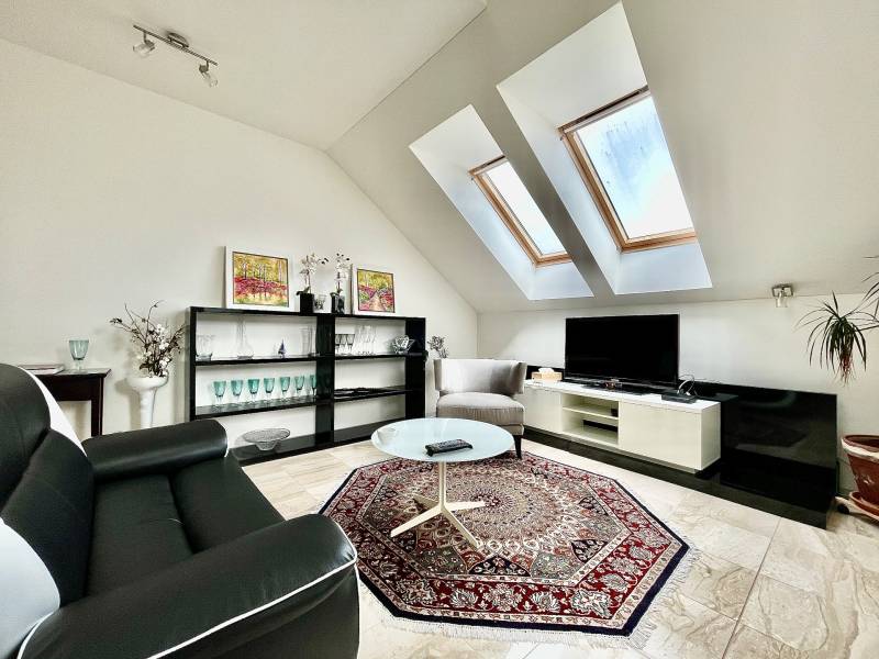 Rent Three bedroom apartment, Three bedroom apartment, Hlboká cesta, B