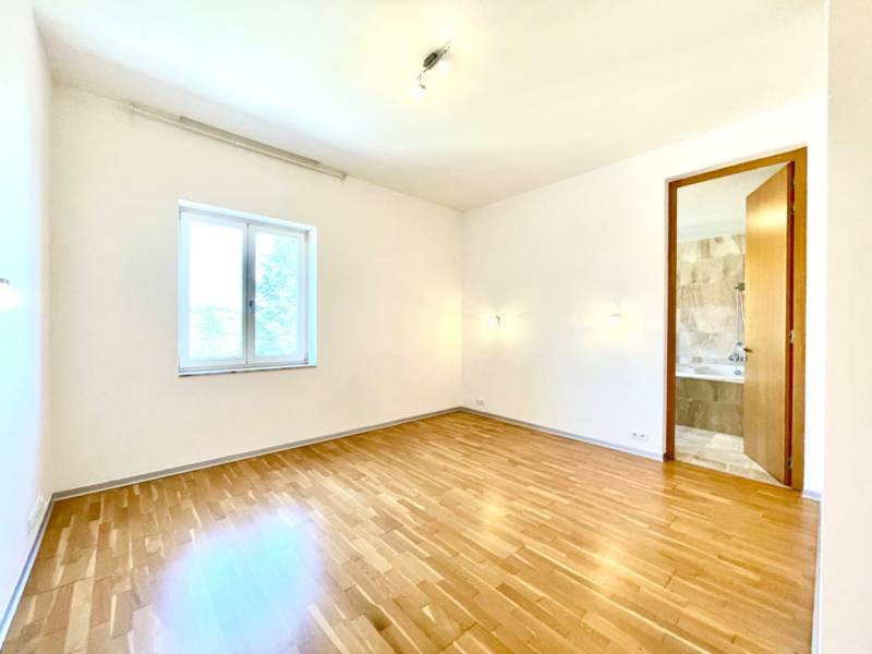 Rent Two bedroom apartment, Two bedroom apartment, Hlboká cesta, Brati