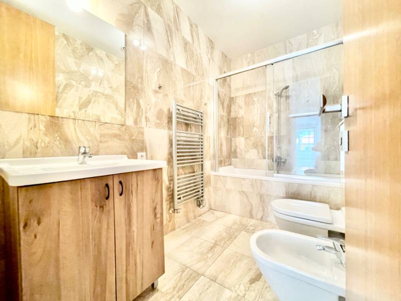 Rent Two bedroom apartment, Two bedroom apartment, Hlboká cesta, Brati