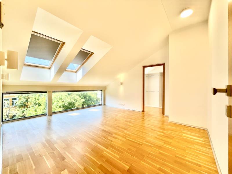Rent Four+ bedroom apartment, Four+ bedroom apartment, Hlboká cesta, B