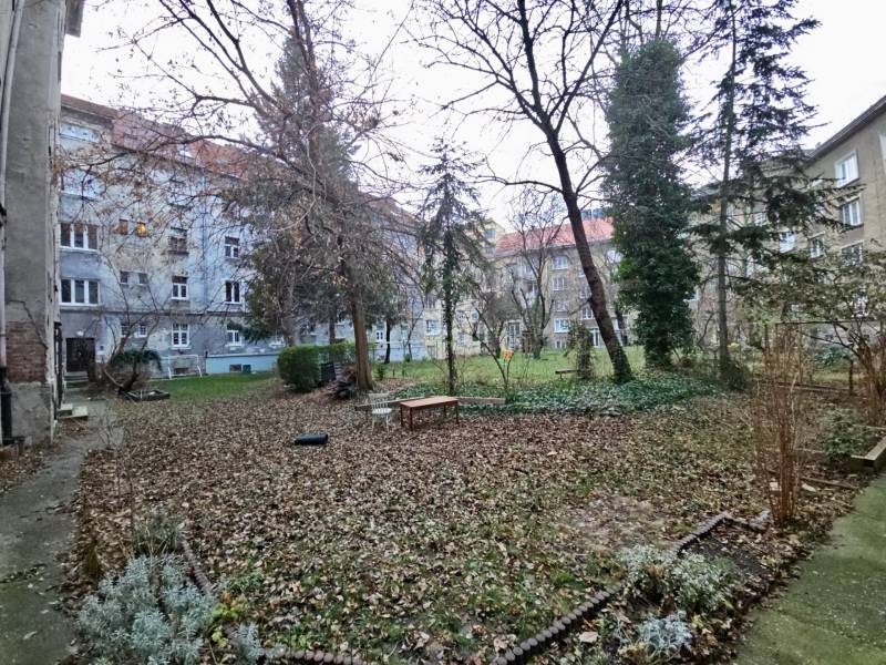 Rent of a 2-room furnished apartment, Old Town, Bratislava