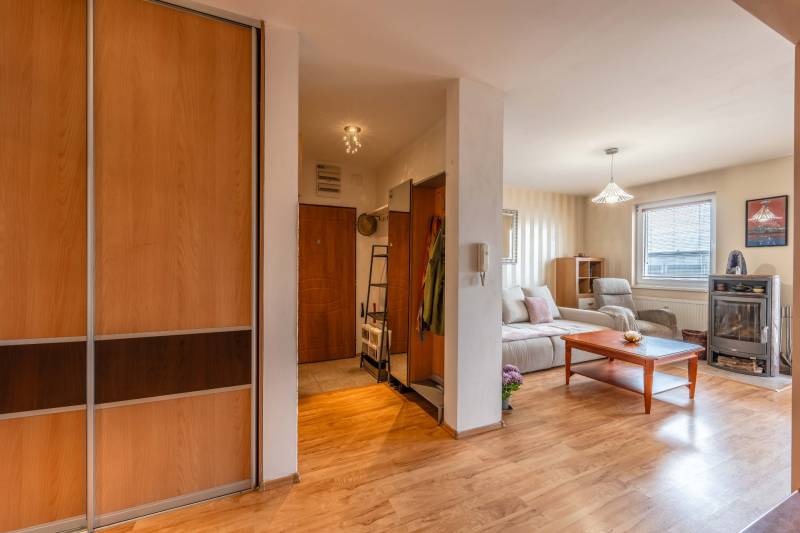 Sale Three bedroom apartment, Three bedroom apartment, Chemická, Brati