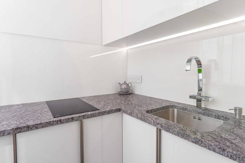 Rent Studio, Studio, Rázusovo nábrežie, Bratislava - Staré Mesto, Slov