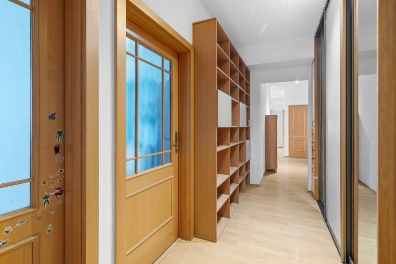 Spacious Modern Apartment with Parking in Bratislava-Ružinov