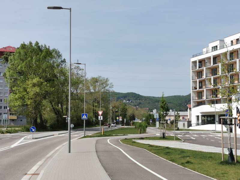 Parking space with storage room for rent – RNDZ, Rača – Rendez