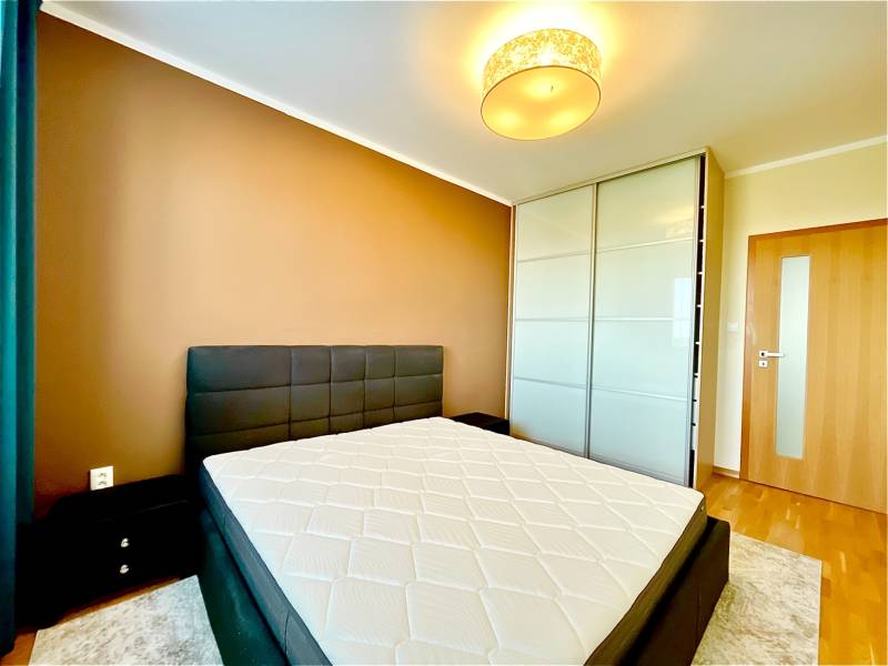 Rent Two bedroom apartment, Two bedroom apartment, Mierová, Bratislava