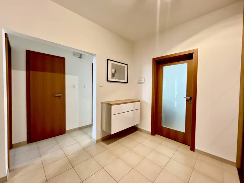 Rent Two bedroom apartment, Two bedroom apartment, Mierová, Bratislava