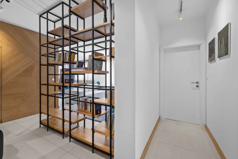 Spacious 4-Room Apartment with Terrace in Prestigious Koliba