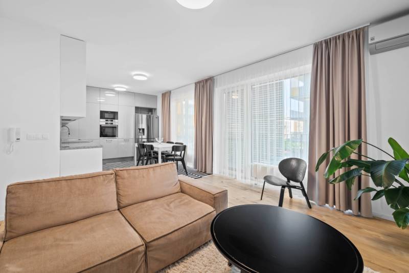 Spacious 4-Room Apartment with Terrace in SLNEČNICE, Bratislava