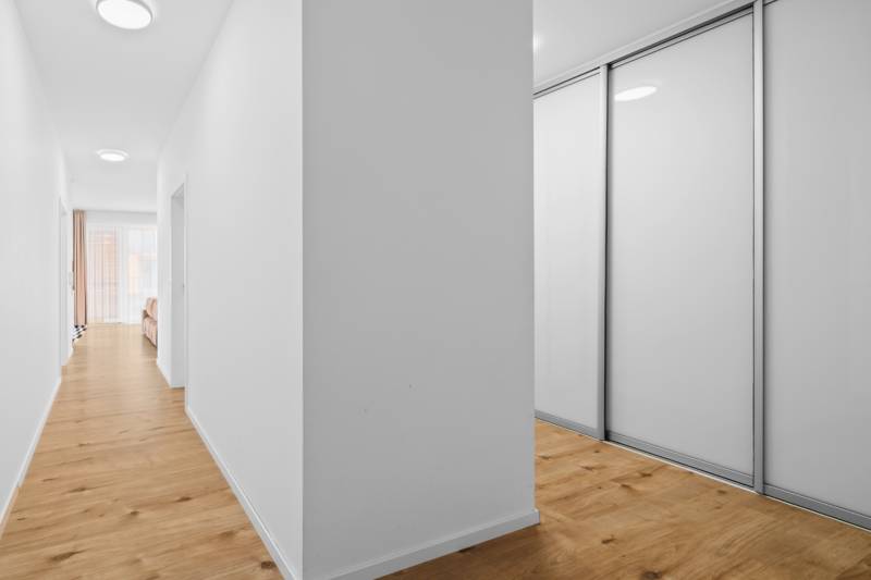 Spacious 4-Room Apartment with Terrace in SLNEČNICE, Bratislava
