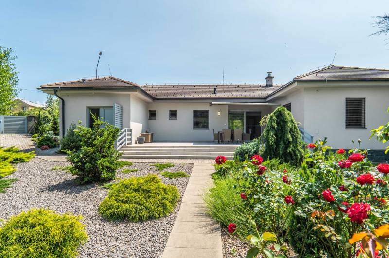 Sale Family house, Family house, Janka Matúšku, Bánovce nad Bebravou, 