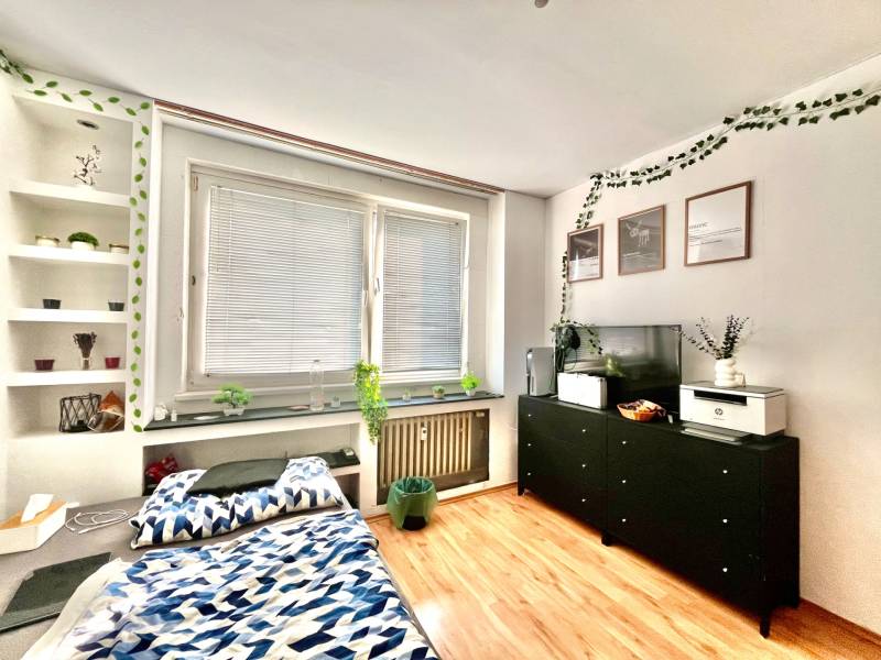 Rent Two bedroom apartment, Two bedroom apartment, Korytnická, Bratisl