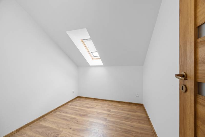 Sale Three bedroom apartment, Three bedroom apartment, Floriánske náme