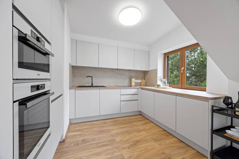 Sale Three bedroom apartment, Three bedroom apartment, Floriánske náme