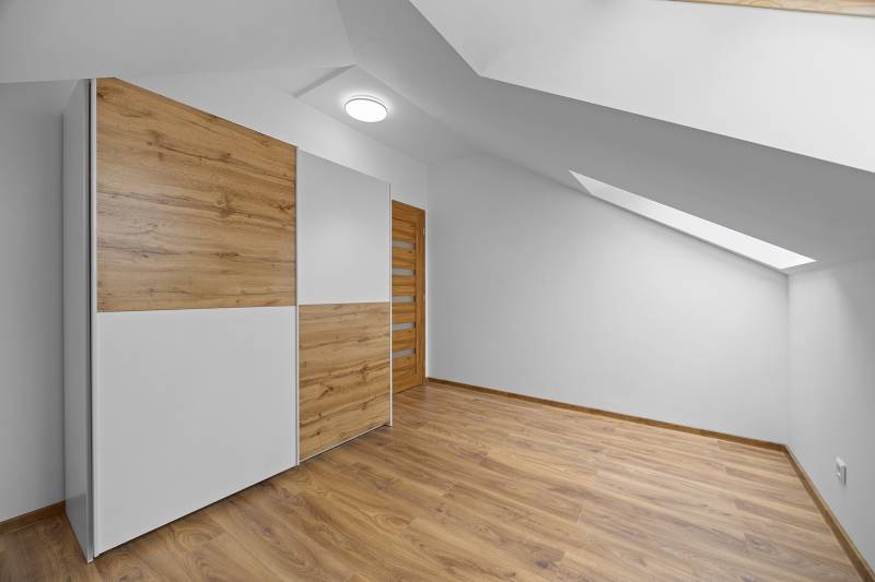 Sale Three bedroom apartment, Three bedroom apartment, Floriánske náme