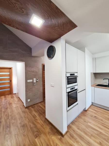 Sale Three bedroom apartment, Three bedroom apartment, Floriánske náme