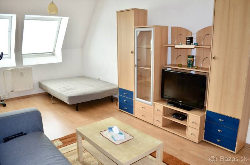 Rent Studio, Studio, Beňovského, Bratislava - Dúbravka, Slovakia