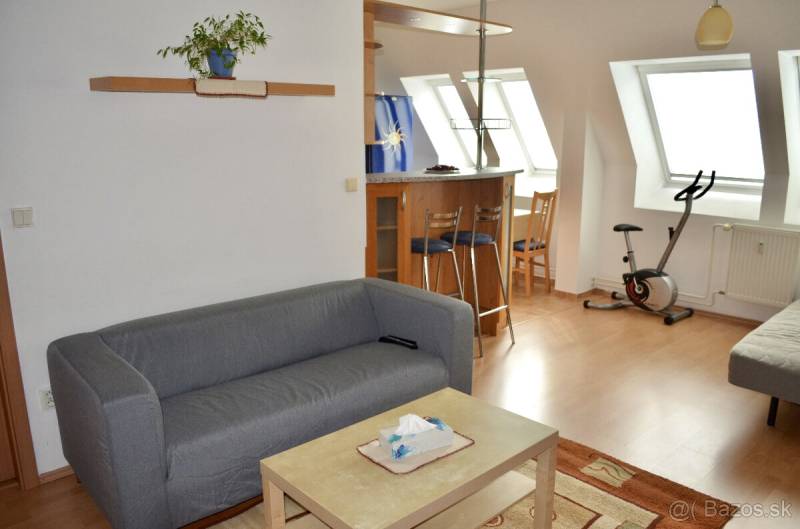 Rent Studio, Studio, Beňovského, Bratislava - Dúbravka, Slovakia
