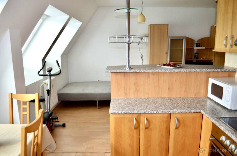 Rent Studio, Studio, Beňovského, Bratislava - Dúbravka, Slovakia