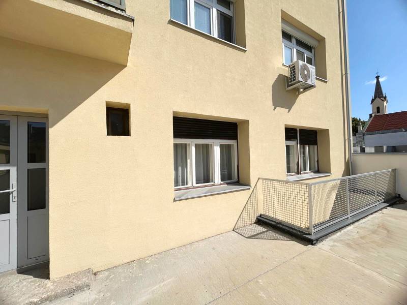 Sale One bedroom apartment, One bedroom apartment, Cintorínska, Bratis