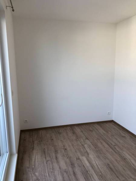 Rent Three bedroom apartment, Three bedroom apartment, Cementárenská, 