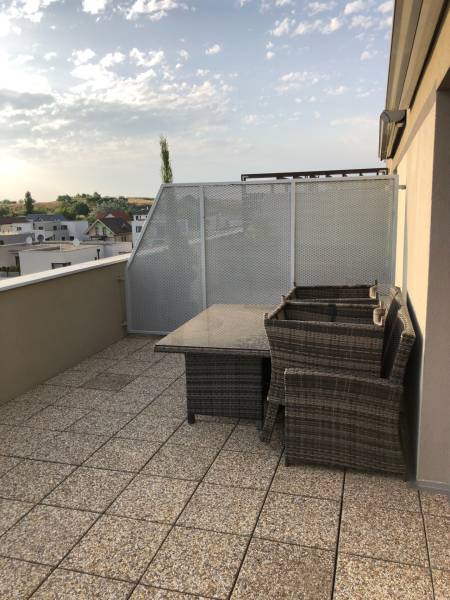 Rent Three bedroom apartment, Three bedroom apartment, Cementárenská, 