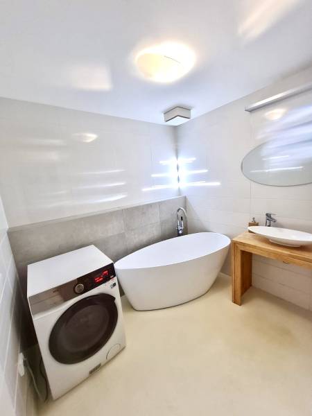 Rent One bedroom apartment, One bedroom apartment, Vlárska, Bratislava