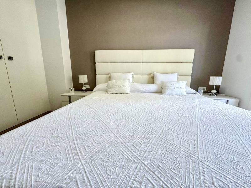 Sale Three bedroom apartment, Three bedroom apartment, Alicante / Alac