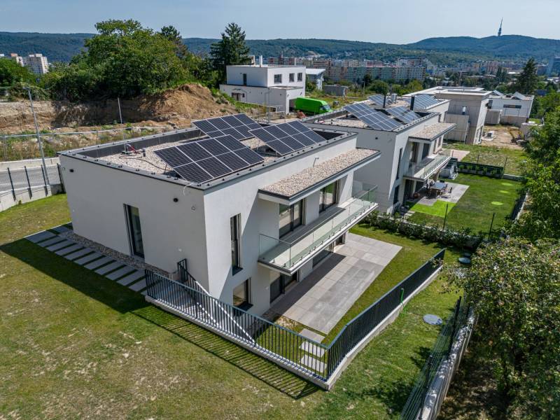Sale Family house, Family house, K Horárskej studni, Bratislava - Dúbr