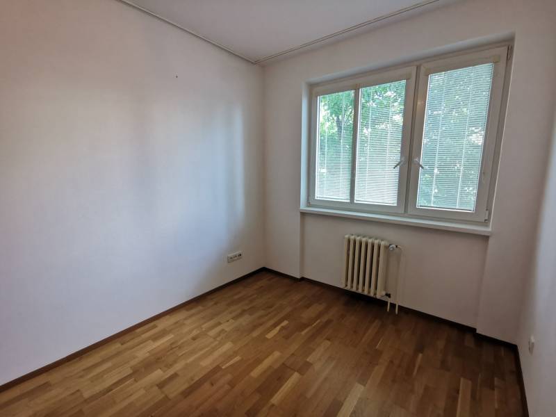 Rent Three bedroom apartment, Three bedroom apartment, Priekopnícka, B