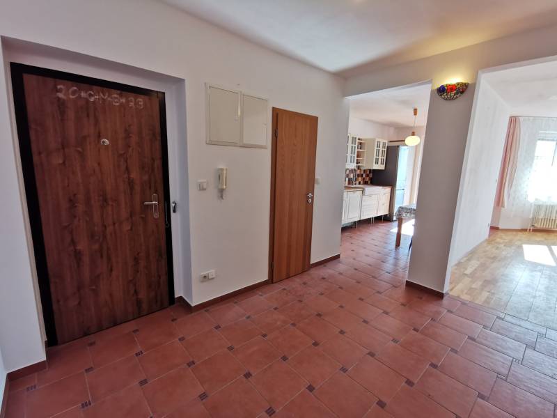 Rent Three bedroom apartment, Three bedroom apartment, Priekopnícka, B