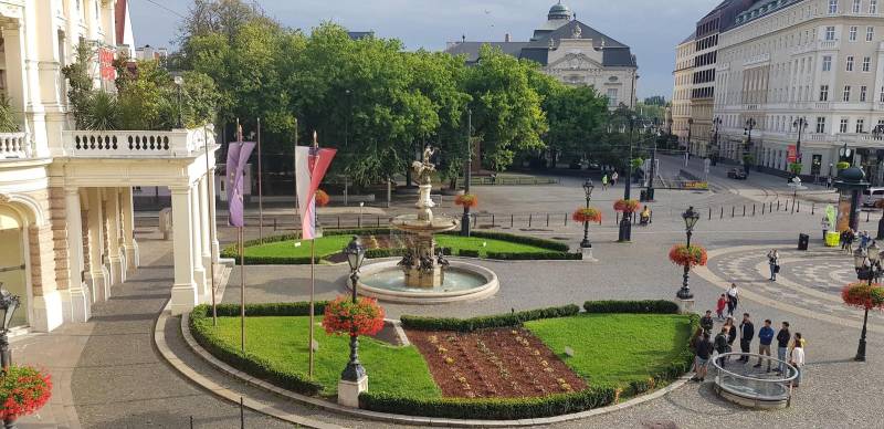 Rent Studio, Studio, Hviezdoslavovo námestie, Bratislava - Staré Mesto