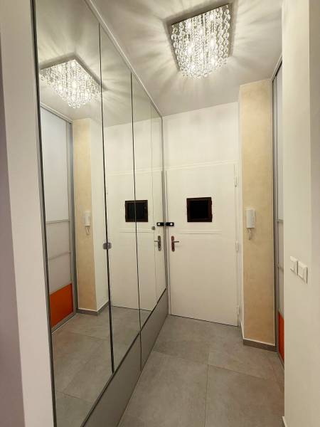 Rent Studio, Studio, Hviezdoslavovo námestie, Bratislava - Staré Mesto