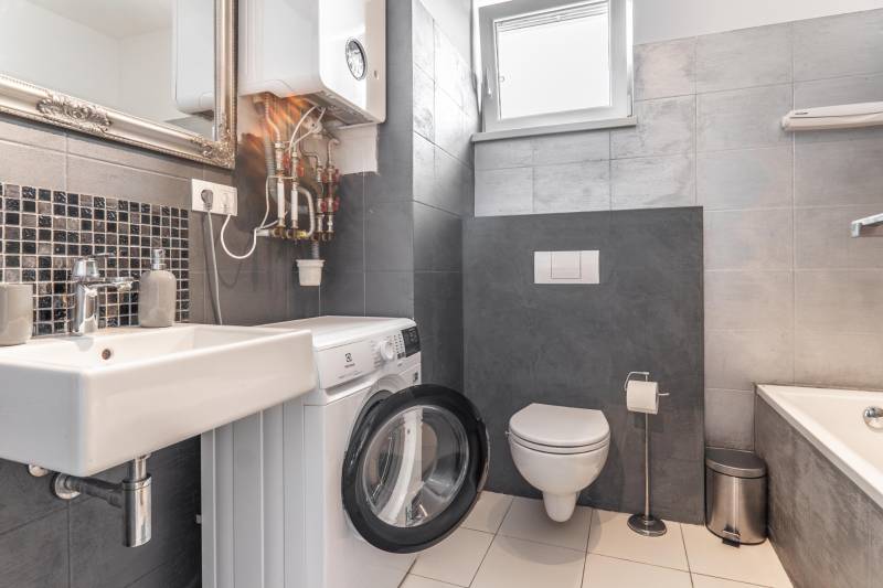 Sale Three bedroom apartment, Three bedroom apartment, Cementárenská, 