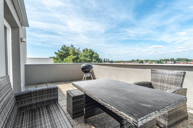 Sale Three bedroom apartment, Three bedroom apartment, Cementárenská, 