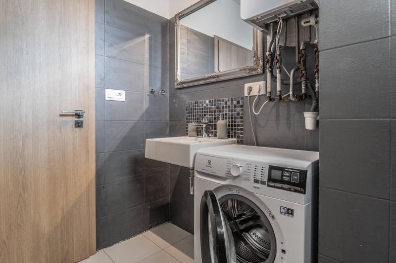 Sale Three bedroom apartment, Three bedroom apartment, Cementárenská, 