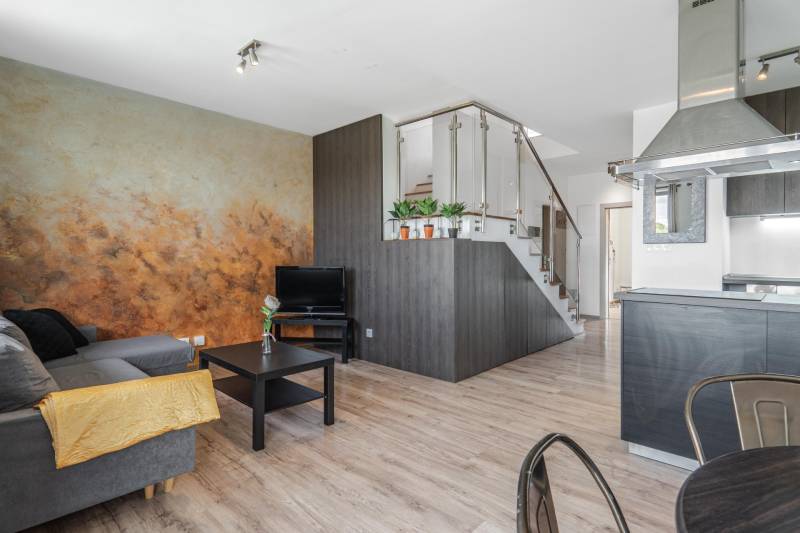 Sale Three bedroom apartment, Three bedroom apartment, Cementárenská, 