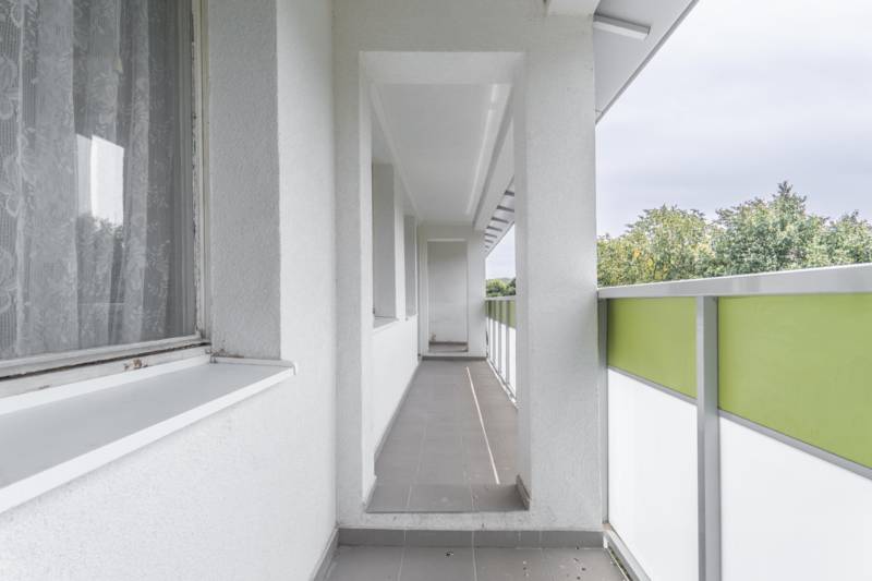 Spacious 4-Room Apartment in Peaceful Bratislava Location