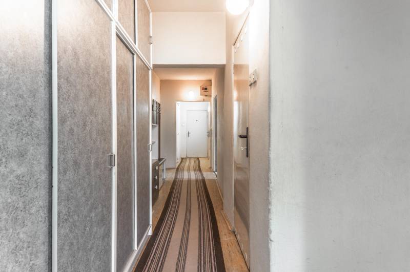 Spacious 4-Room Apartment in Peaceful Bratislava Location