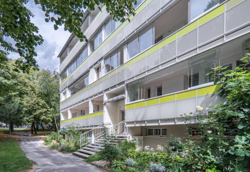 Spacious 4-Room Apartment in Peaceful Bratislava Location