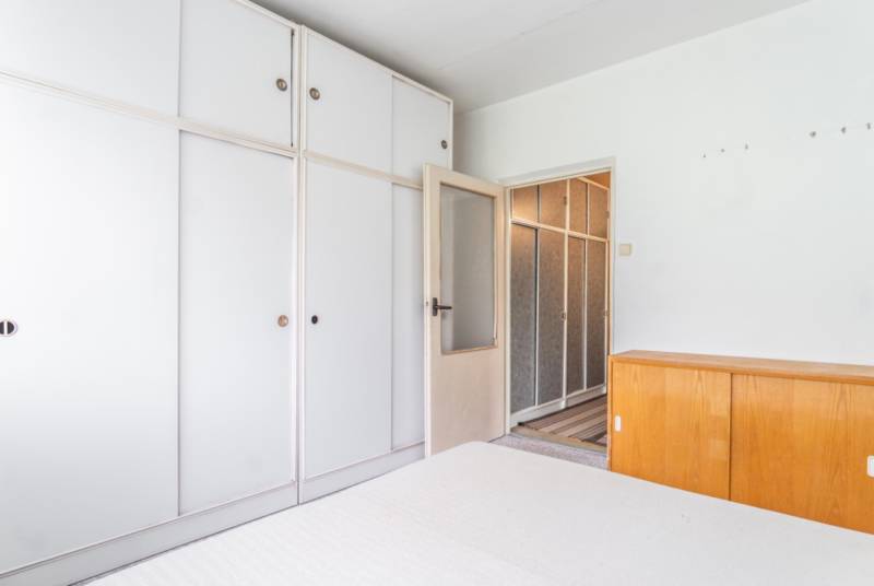 Spacious 4-Room Apartment in Peaceful Bratislava Location