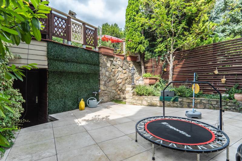 Spacious Family Home with Garden and Sauna in Quiet Bratislava Locatio