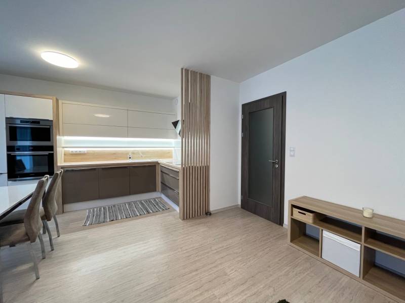 Rent One bedroom apartment, One bedroom apartment, Jégého, Bratislava 