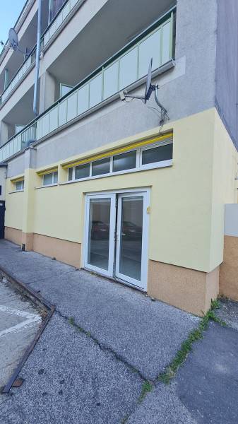 Rent Commercial premises, Commercial premises, Karpatské námestie, Bra