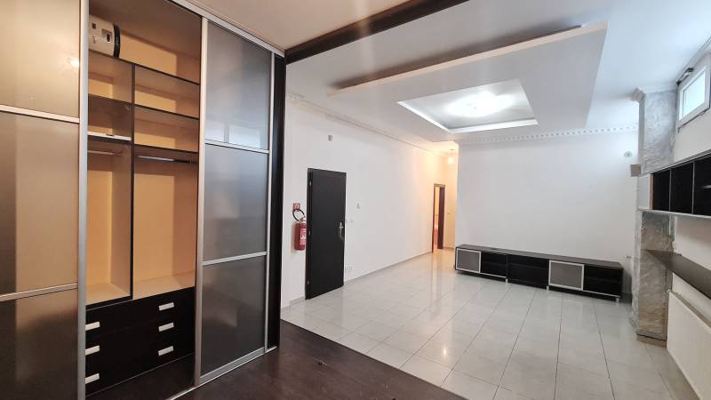 Rent Commercial premises, Commercial premises, Karpatské námestie, Bra