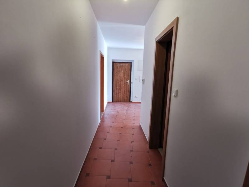Rent Three bedroom apartment, Three bedroom apartment, Priekopnícka, B