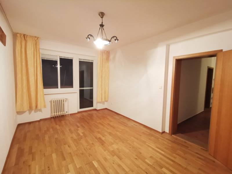 Rent Three bedroom apartment, Three bedroom apartment, Priekopnícka, B
