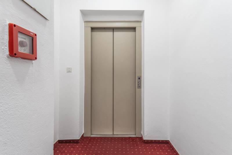 Rent Offices, Offices, Námestie Martina Benku, Bratislava - Staré Mest